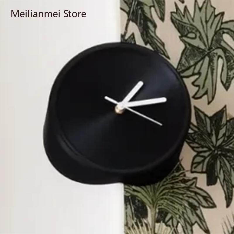 Corner Clocks Creative Wall Clocks Minimalism Clock Watch Design Living Room Clock Modern Home Aesthetic Decoration Accessories