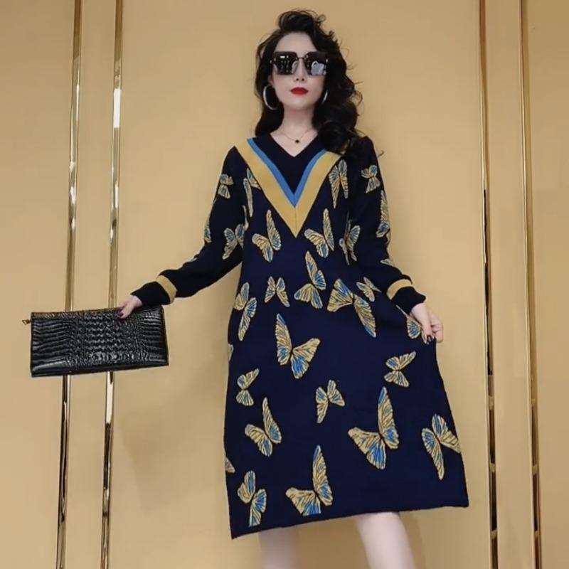 Western-style Dress V-neck Color-blocked Mid-length Hooded Jacquard Butterfly Flying A-line Sweater Skirt