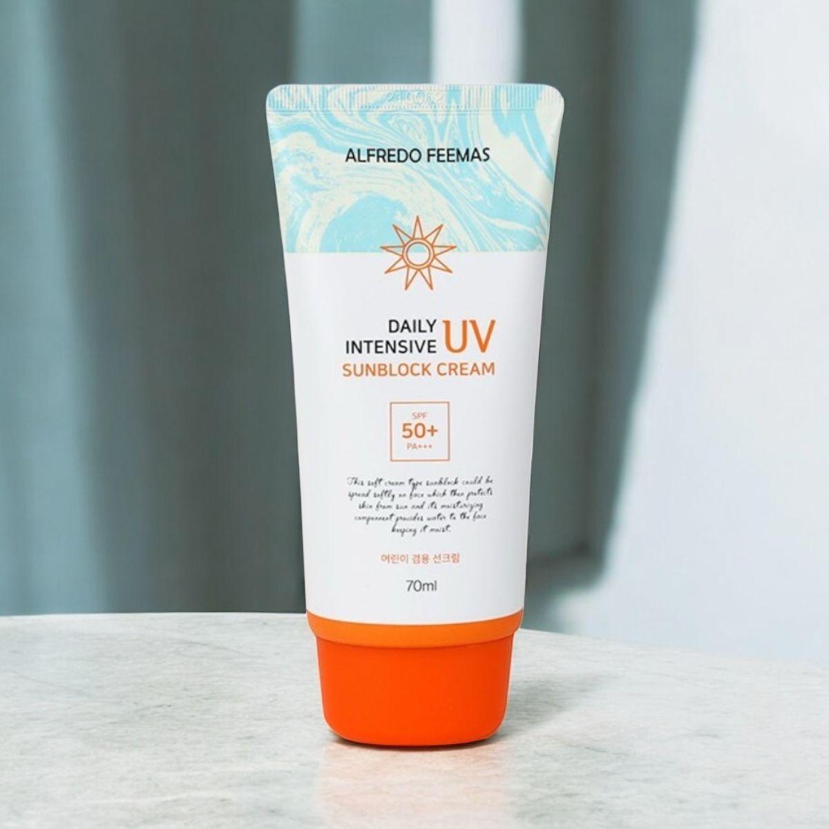 

Daily DWTJKNWE UV Sunblock Sunscreen for Kids and Adults Summer