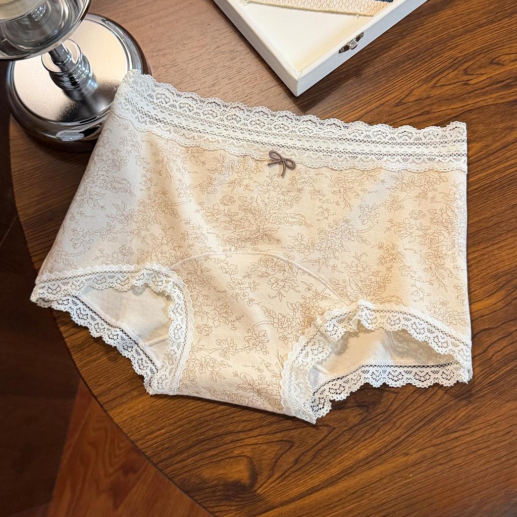 Ladies Summer Sweet Lace Edge 10A Antibacterial Cotton Extended Crotch Mid Waist Triangle Briefs