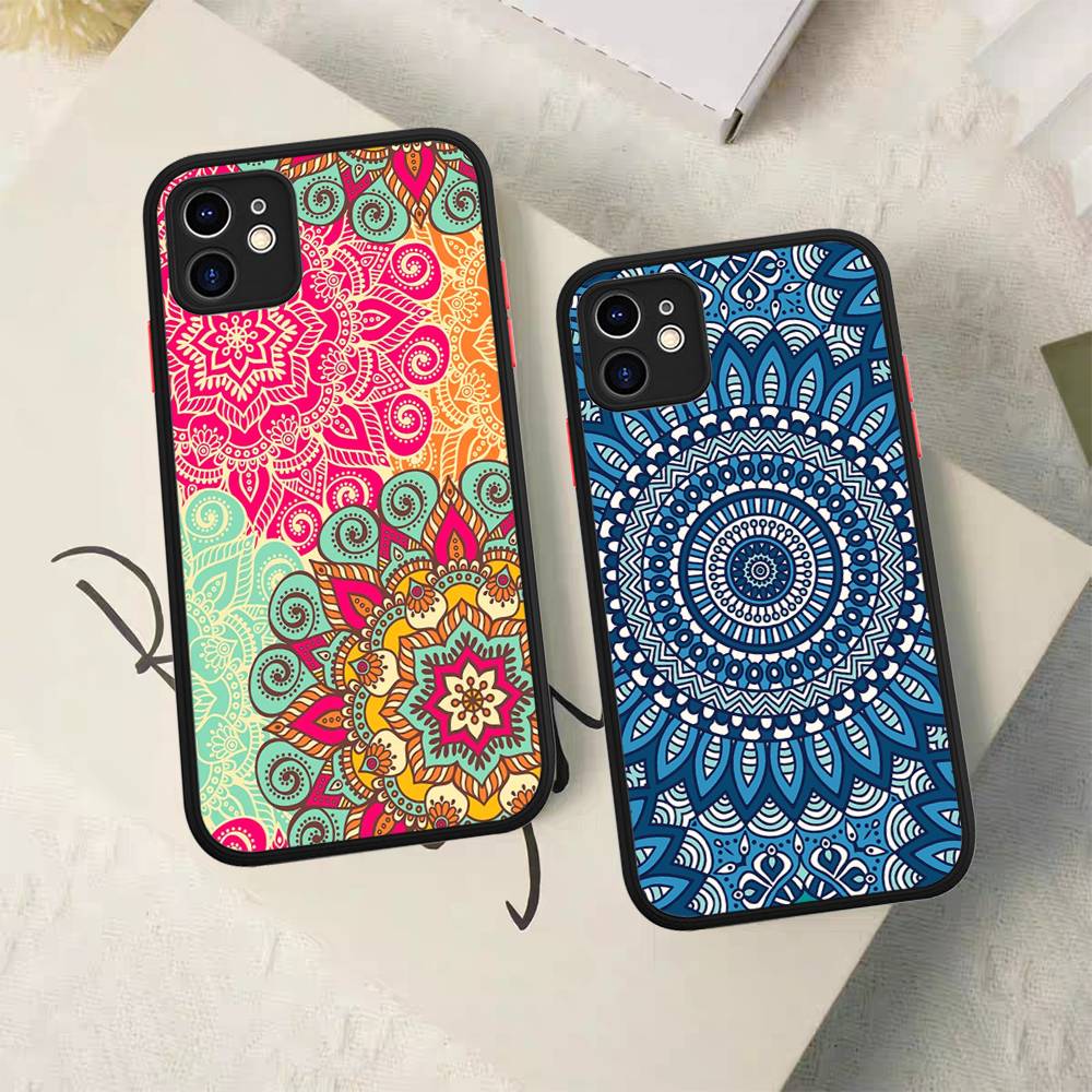 Mandala Painting For iPhone 11 12 13 14 15 16 Pro Max Plus Matte Translucent Phone Cover