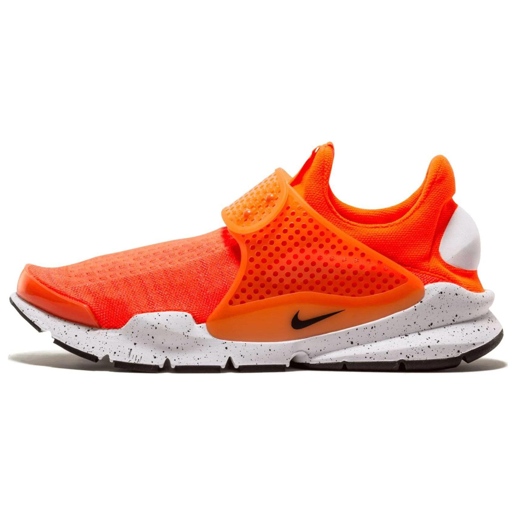 

Кроссовки унисекс Nike Sock Dart SE Total Crimson оранжево-черно-белые 833124-800