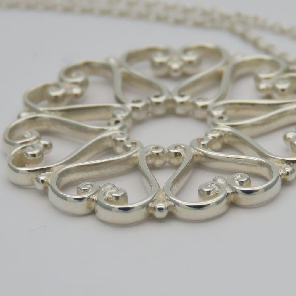 Used TIFFANY&Co. Necklace Venice Goldoni Medallion Silver925 4.1g Silver Paloma Picasso