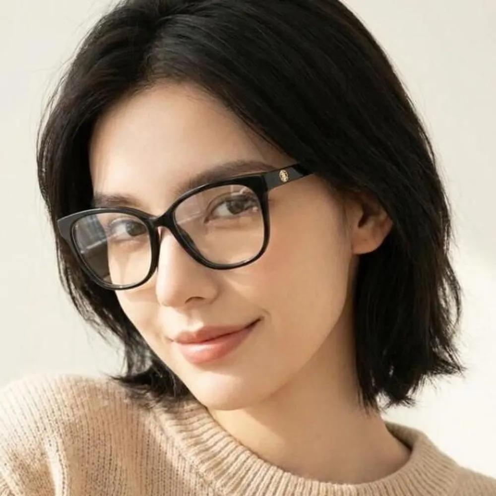 [Burberry] Eyeglass Frames BE2345 3001 Logo Detail Square Black Horn-rimmed CAROLINE