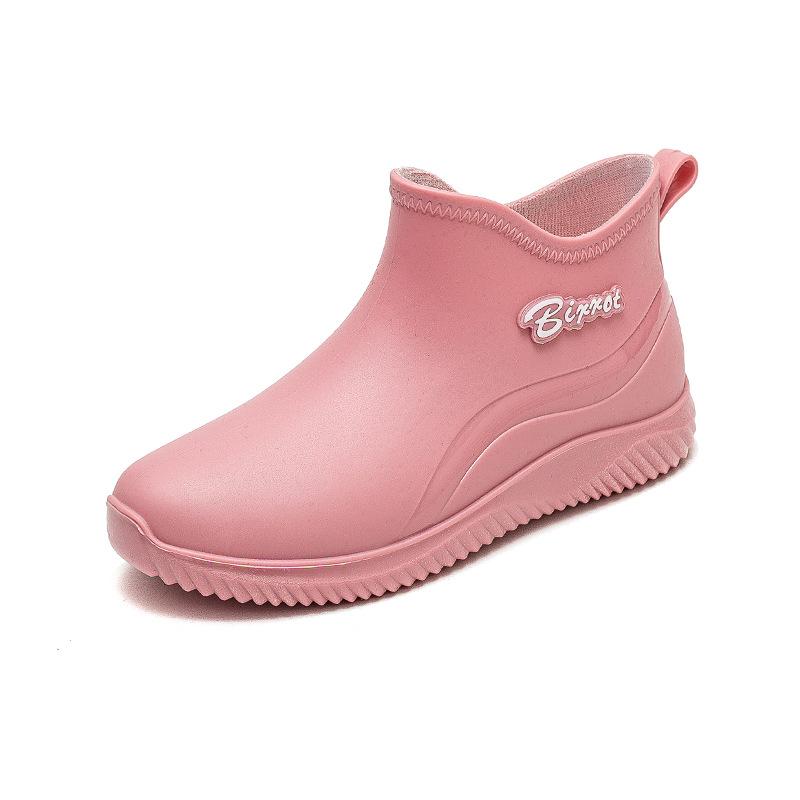 Men's and women's water shoes short tube thickened non-slip rubber shoes fashion shoes Martin snow kitchen waterproof boots couple rain shoes