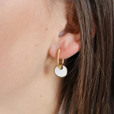 INS Mode vielseitige neue Titanstahl Ohrringe 18K weißes Perlmutt rund Markenanhänger Ohrringe Schmuck