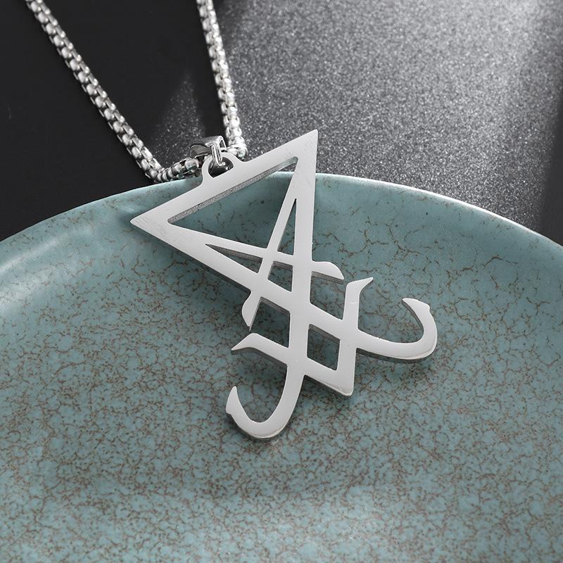 

Titanium Steel Road Seal Pendant Jewelry, Men s Black Pendant, срібний