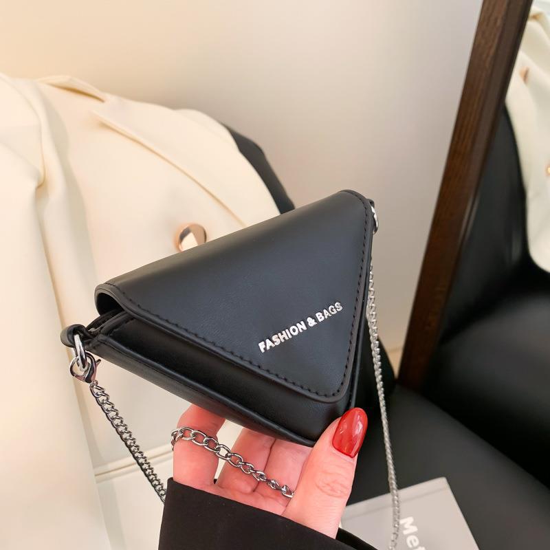 Personalized bag women's 2025 new fashion chain mini lipstick bag niche spice girl wind shoulder messenger bag
