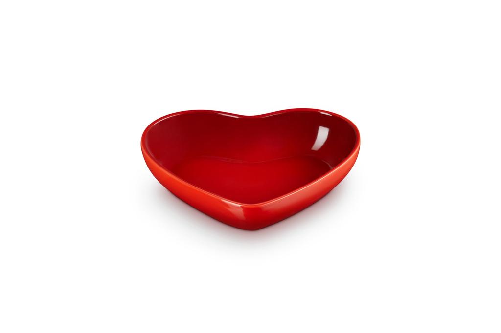 LE CREUSET Sphere Heart Plate, 23cm, Cherry Red, Heat and Cold Resistant, Microwave and Oven Safe, Oven Dish, Bakeware [Official Japanese Product]