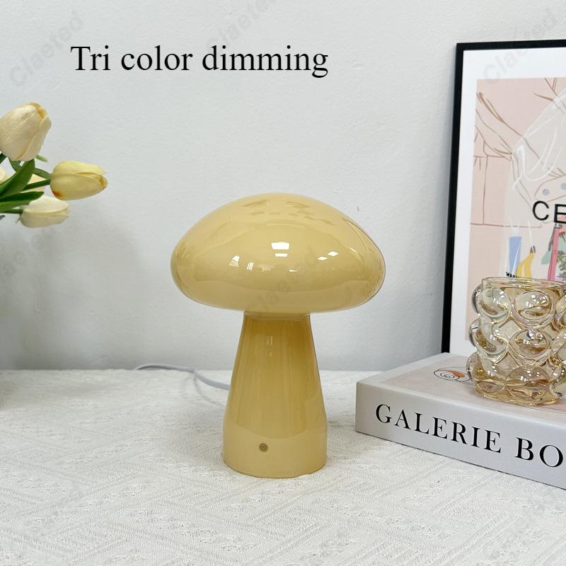 Creative New LED Mushroom Small Desk Lamp Study Bedroom Bedside Romantic Atmosphere Decorative Lighting