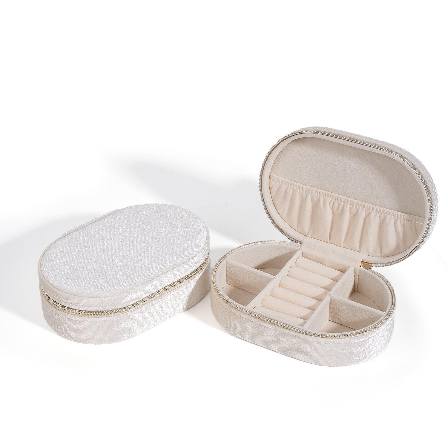 

Овальная бархатная дорожная шкатулка для хранения ювелирных изделий - Портативная подарочная коробка для колец и ожерелий 15*10*5 cm