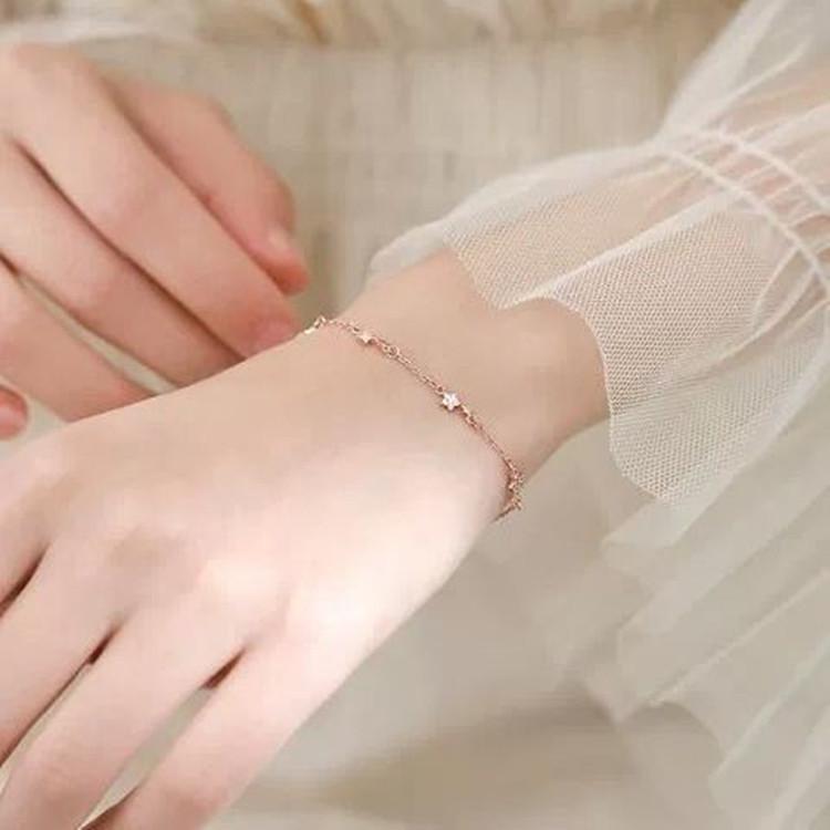 Korean Style Star Bracelet for Girls - Girlish, Fairy, Non-Fading, Simple & Versatile Design for Best Friends.
