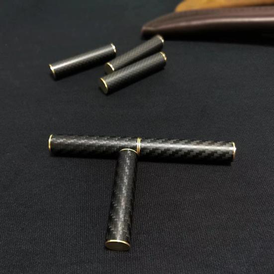 Stick magnetic pentru ameliorarea stresului, fibră de carbon, cu trei secțiuni, jucărie, pix portabil