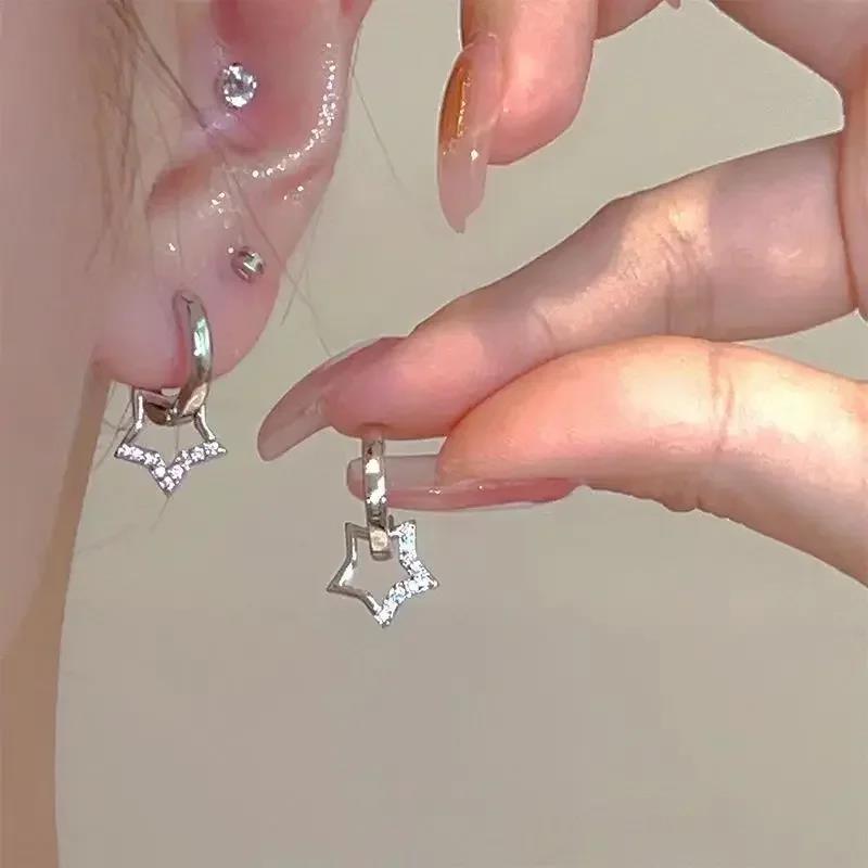 New Creative Mini Little Star Earrings Fashion Silver Color Zircon Hoop Earring for Women Holiday Jewelry Party Engagement GiftsGood product