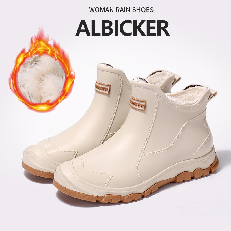 Autumn and Winter Fashion Men's Rain Shoes Trendy Cool Outdoor Short Tube Men's Wading Shoes Warm Rain Boots Fixed Cotton Water Shoes Glue Shoes Men