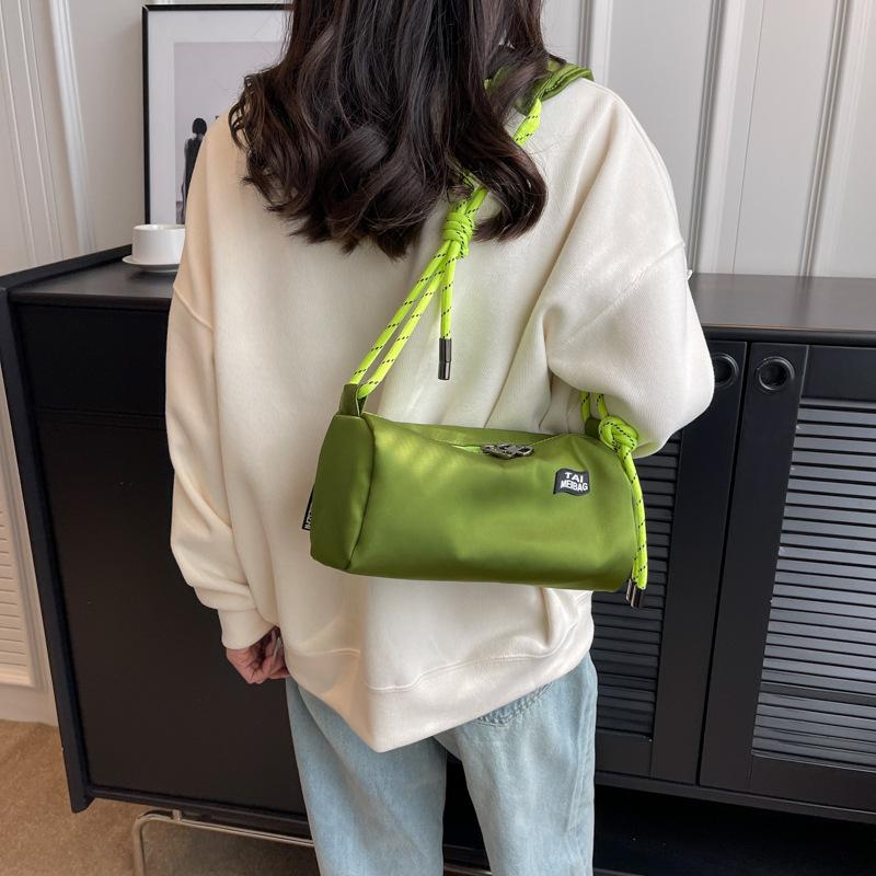Sports Pillow Bag New Sweet and Cool Fashion Contrasting Color Shoulder Bag Casual Versatile Solid Color Messenger Bag Women