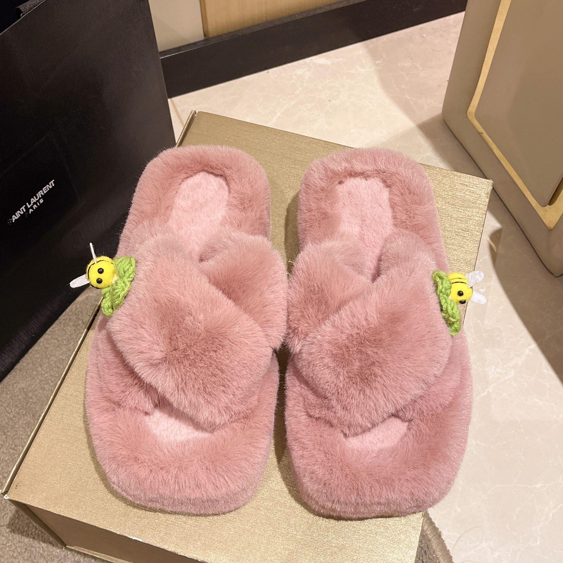 

Женские домашние повседневные пушистые тапочки Little Bee для дома, женские шлепанцы, пушистая обувь, перекрестные слайдеры, женские мягкие плюшевые тапочки 2024 41 розовый