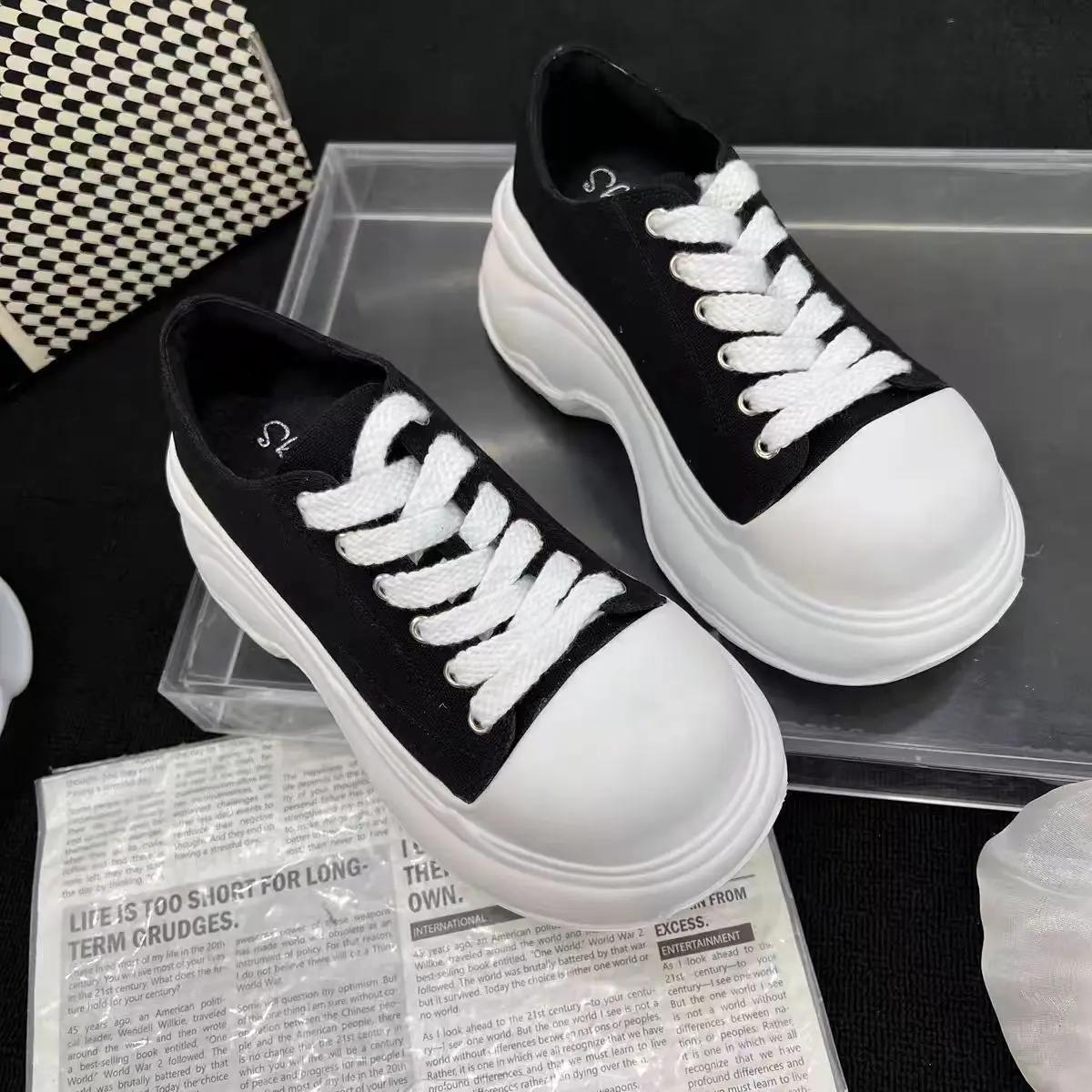 

Черно-желтые женские спортивные туфли на шнуровке, противоскользящие, износостойкие, весна-осень 2025, для улицы, с увеличением роста, повседневные 35 чёрный