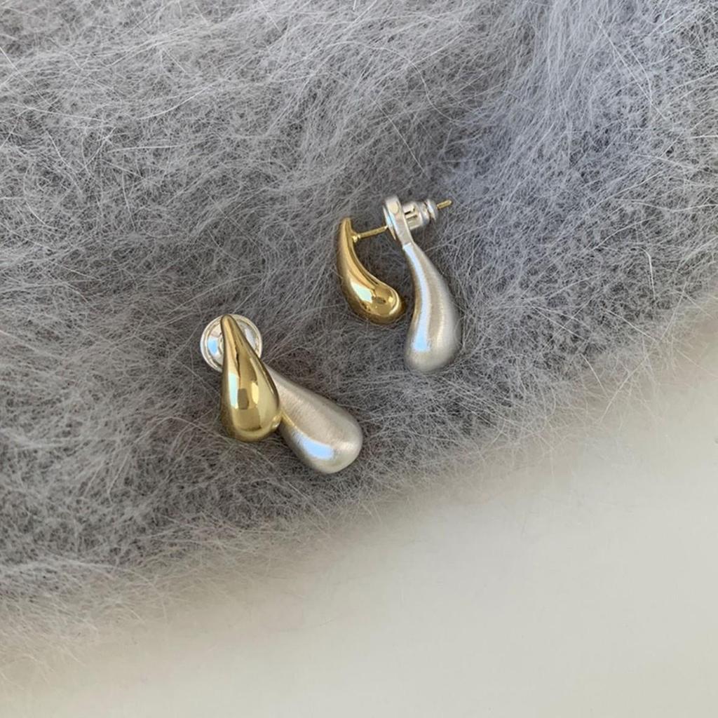 S925 Silver Needle Hong Kong Style Water Drop Earrings for Women - Exquisite 2024 Niche High-End Stud Accessories