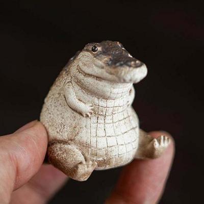 Crocodile Garden Ornament Home Table Decoration Resin Crafts Gift Resin Animal Statue Garden Patio Art Resin Small Crocodile