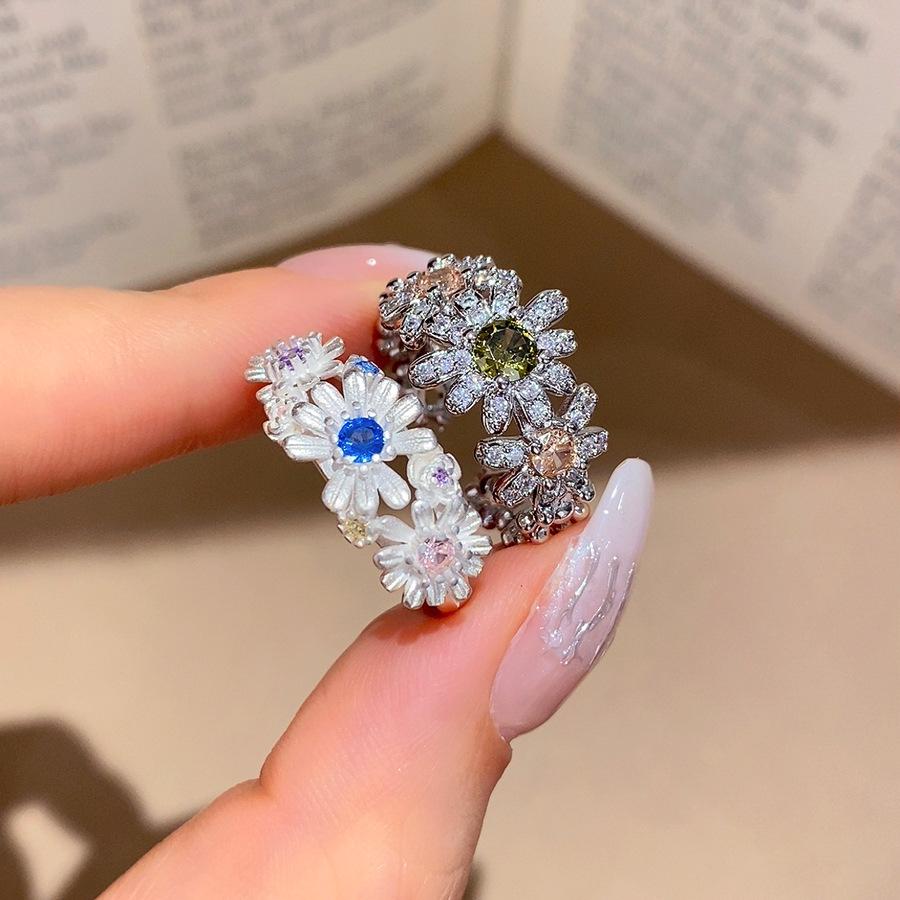 Korean Style Daisy Flower Ring - Elegant High-End Index Finger Jewelry