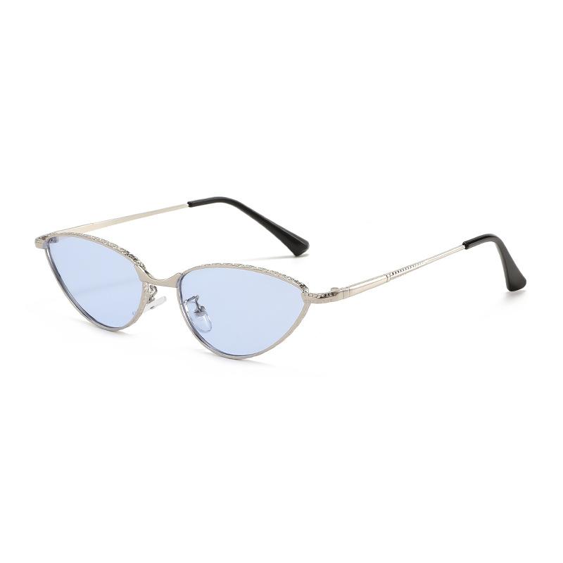 

Triangular cat eye simple sunglasses personalized European and American fashion ins sunglasses advanced sense UV protection sunglasses as shown