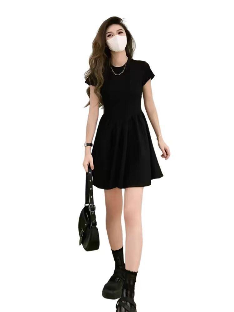 Black Elegant Women's Summer 2026 French Hepburn Style Petite Slimming Short Dress