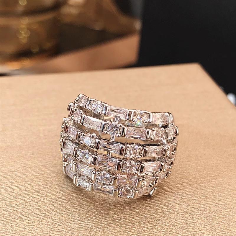Huitan Trendy Luxury Crystal CZ Women Rings Fashion Contracted Design Geometric Rings Wedding Party Statement Drop Ship