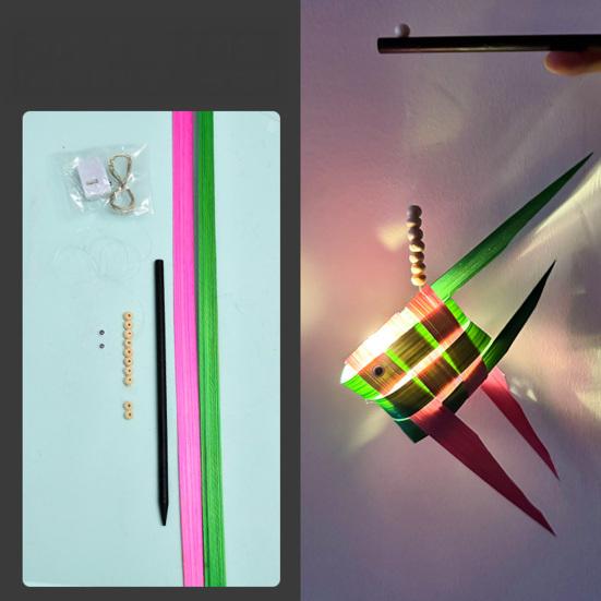 Hand-Woven Goldfish Lantern DIY Handcrafted Hand Held Bamboo Fish Lantern for Chinese Spring Festival Mid-Autumn Hanfu Cosplay