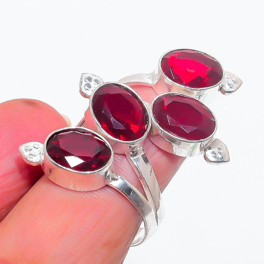 

Кольцо из серебра 925 пробы с натуральным мозамбикским гранатом, размер 7,5 p5G88