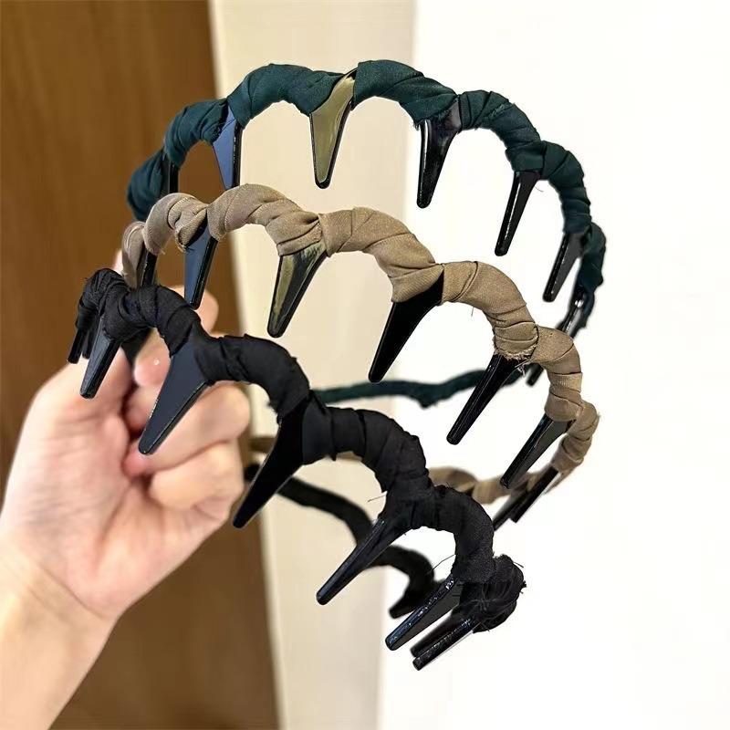 

2025 Non-Slip Thin Edge Headband with Teeth – Flyaway Hair Clip for Face Washing