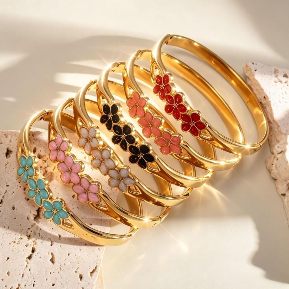 Enamel Design Gold Plated Bracelet Flower Pattern Women's Bracelet  Women Daily Wear