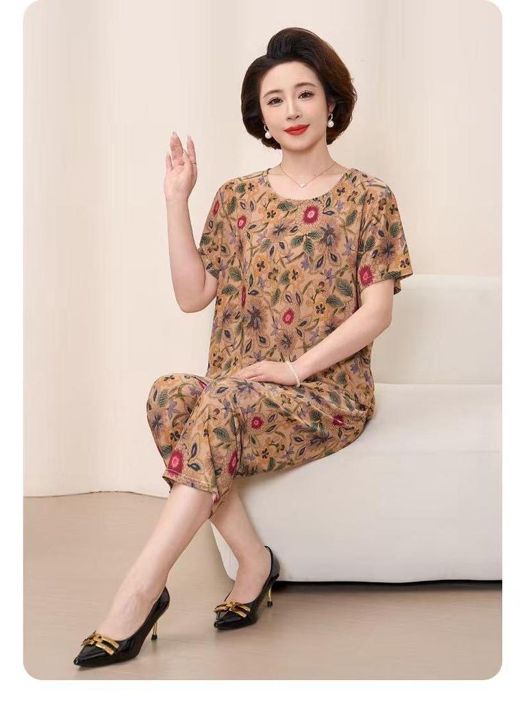 Women's Plus Size Ice Silk Pajama Set: Casual Short Sleeve Two-Piece for Middle-aged and Elderly Moms