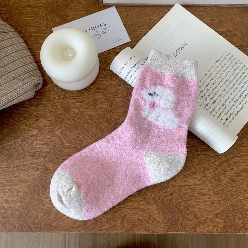 Winter Thick and Warm Ladies' Woolen Socks Featuring Cute Cartoon Puppies, Mid-calf Socks Suitable for Home Sleeping.