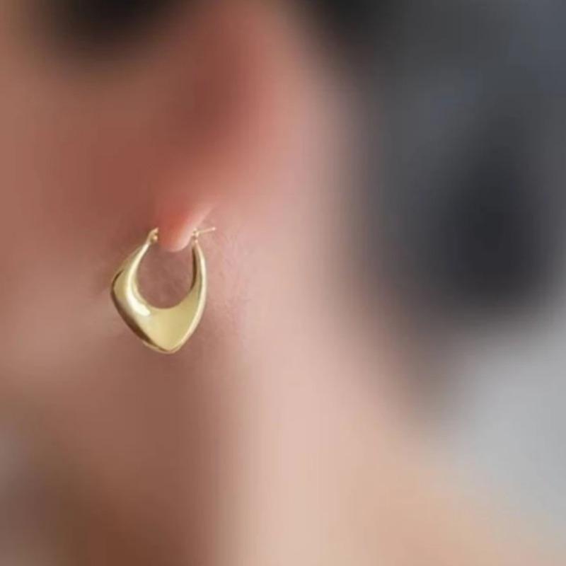 Simple  Silvery and Golden Plated Irregular Hoop Earrings Women Classic Versatile Daily Party Jewelry Accessories Crafts