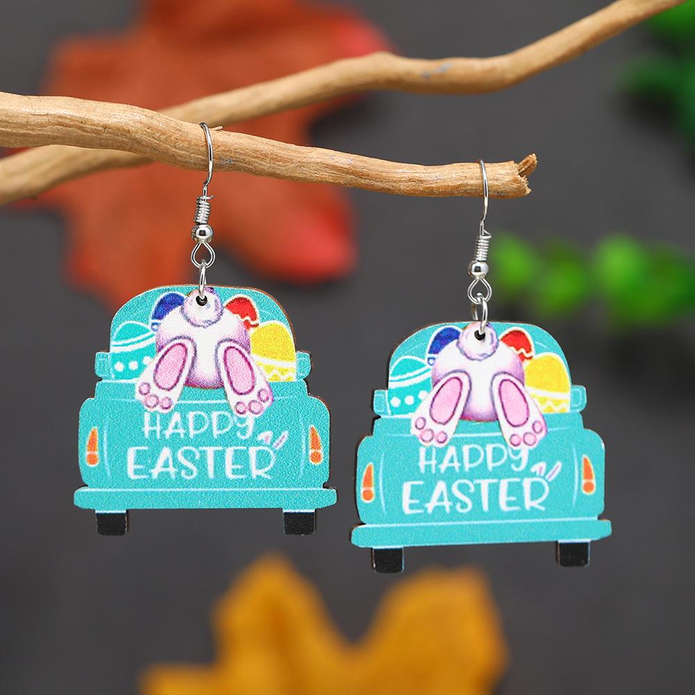 Easter Bunny Earrings: Carrot, Glasses & Backpack Design with Rabbit Ears