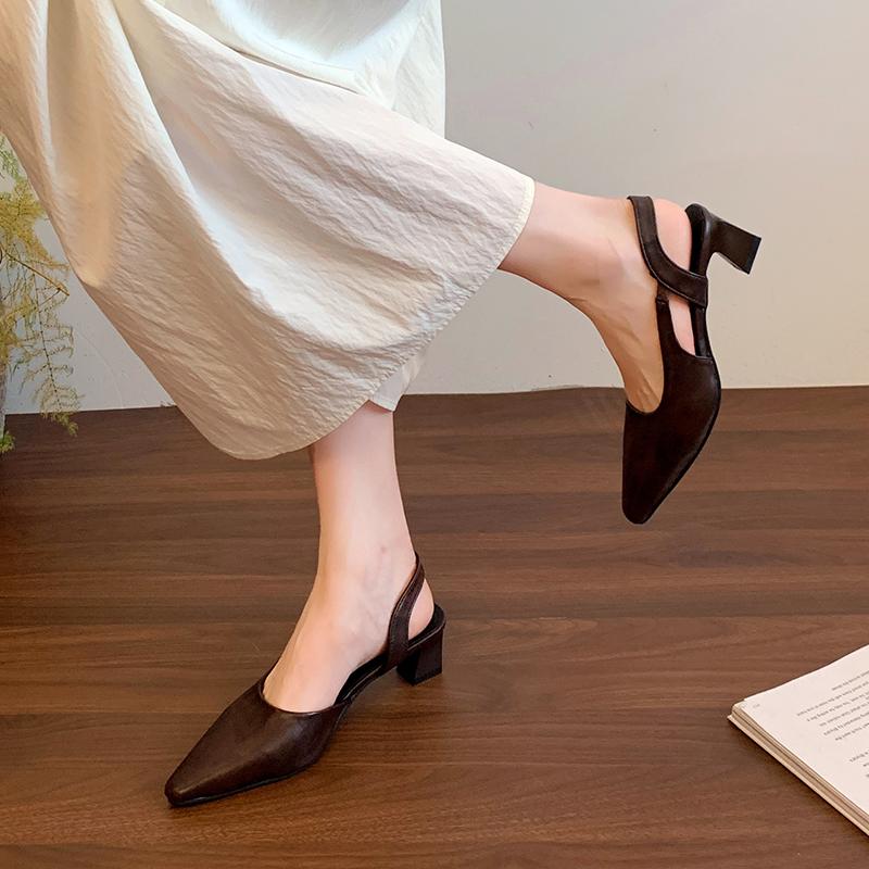 2026 New Low Heel Baotou Sandals Women's French  Pointed Small Fragrant Style Ladies Thick Heels Back Air Style Single Shoes