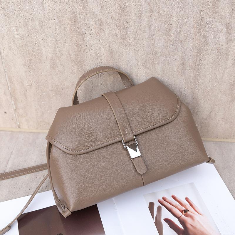 Cowhide Bag Juren Leather Bag Large Capacity New Commuter Handbag Women's Niche Versatile Shoulder Bag