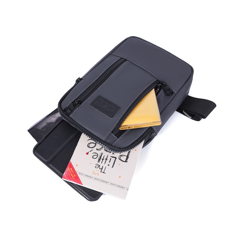 Men Chest Bag Fashion Shoulder Chest Rig Man Sports Crossbody Bags for Male Mini Body Phone Bag Handbag Travel