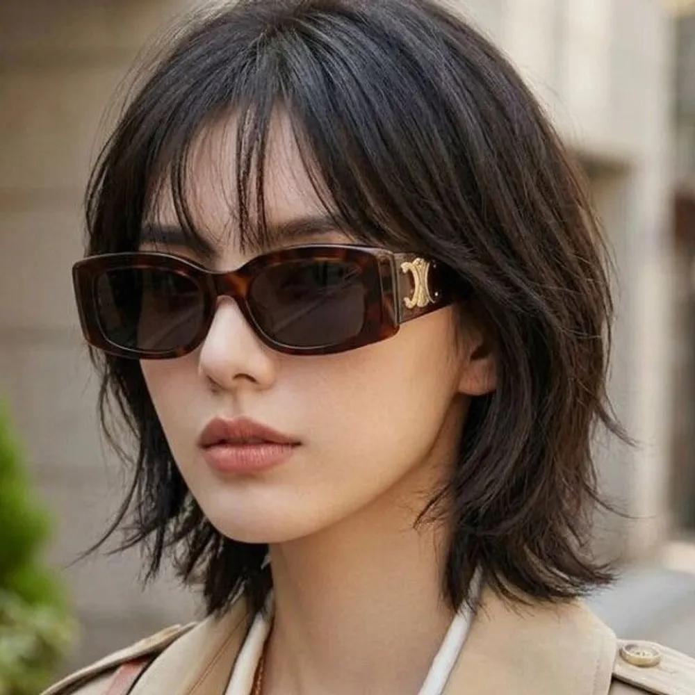 

[Celine] Sunglasses CL40282U 52A Triomphe Horn-rimmed Havana Women s Fashion