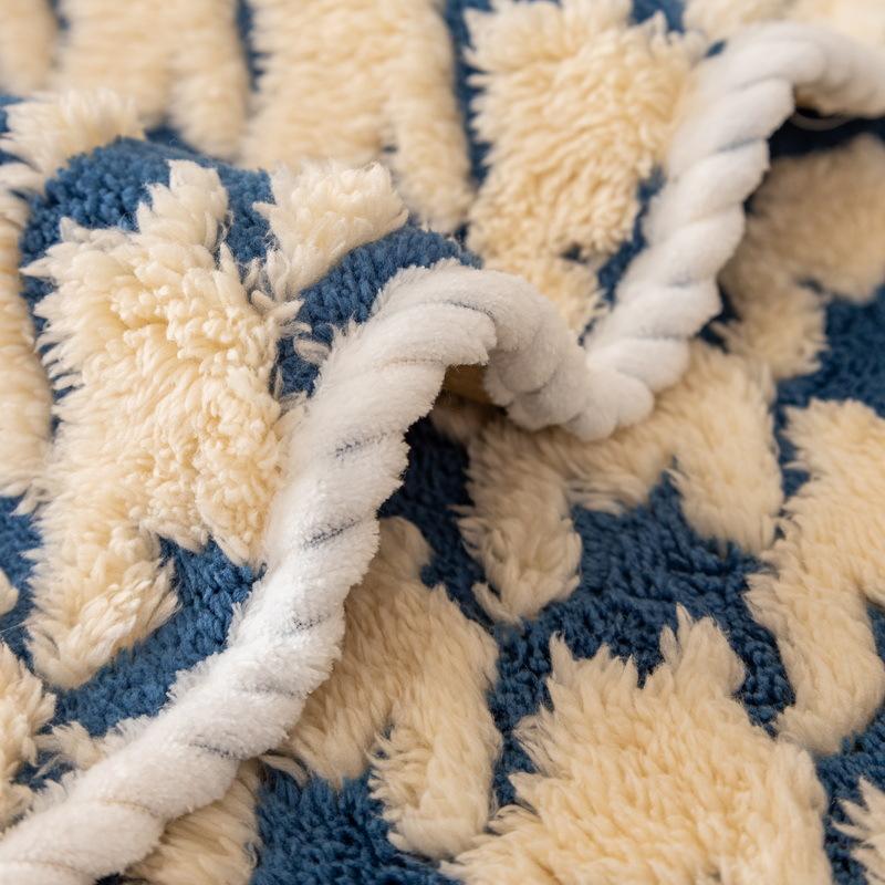 Houndstooth Sofa Cushion Winter Warm Fleece Furry Thickened Fleece Cushion Non-Slip Autumn and Winter Cover Towel