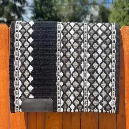 

Потник для седла Лошадиное одеяло с шерстью Седло Западное одеяло 34x36 как