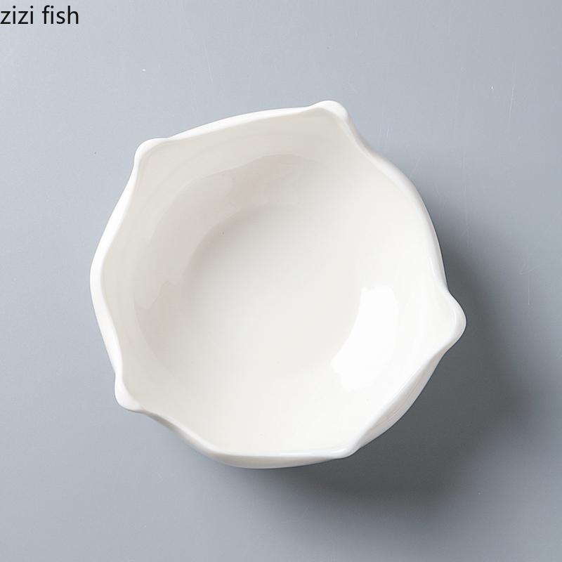 White Ceramic Dining Plate Irregular Dessert Plate Fruit Bowl Soup Plates Salad Bowl Dim Sum Dish Pastry Plates Snack Bowls Tray