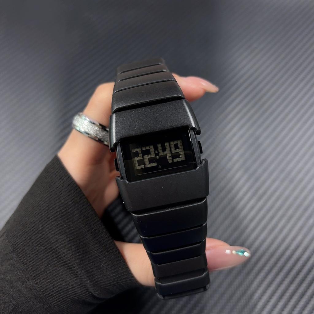 Millennium Special-Shaped Medieval Original Design Watch Men'S And Women'S American Trend Junior High School Student Niche Watch