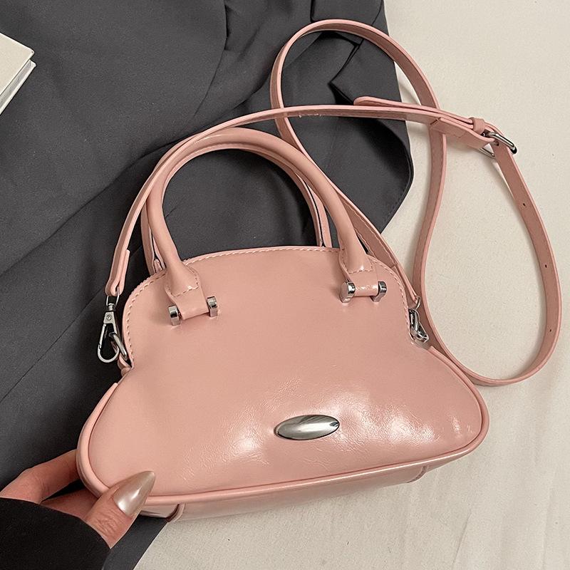2025 Korean Trend Sweet Toast Shell Bag Temperament Simple Commuter Oil Wax Leather Texture Messenger Bag Women