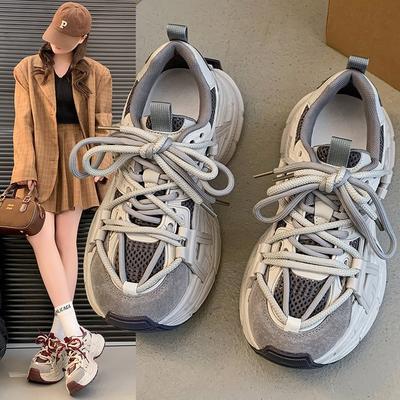 Zapatos de plataforma de cuero para mujer primavera 2025 nuevos versátiles, pequeños, ligeros y que realzan la altura, zapatos deportivos casuales