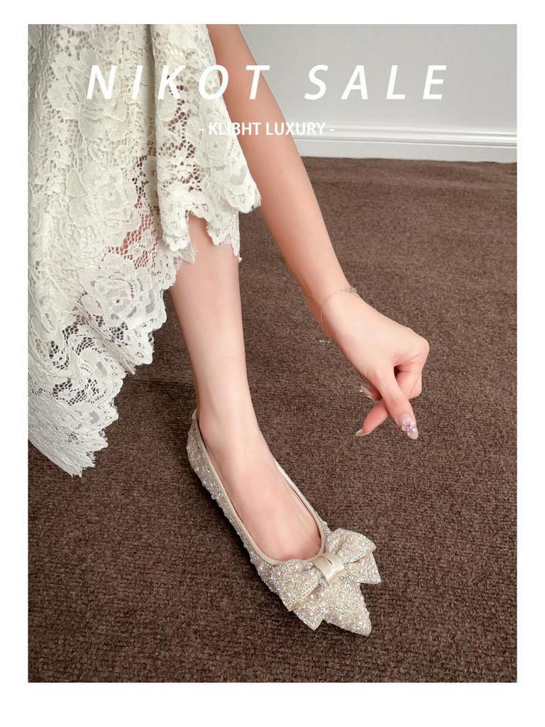 A33-3 Women's French Exquisite Rhinestone Pointed Toe Flat Shoes - Comfortable & Elegant for Banquets