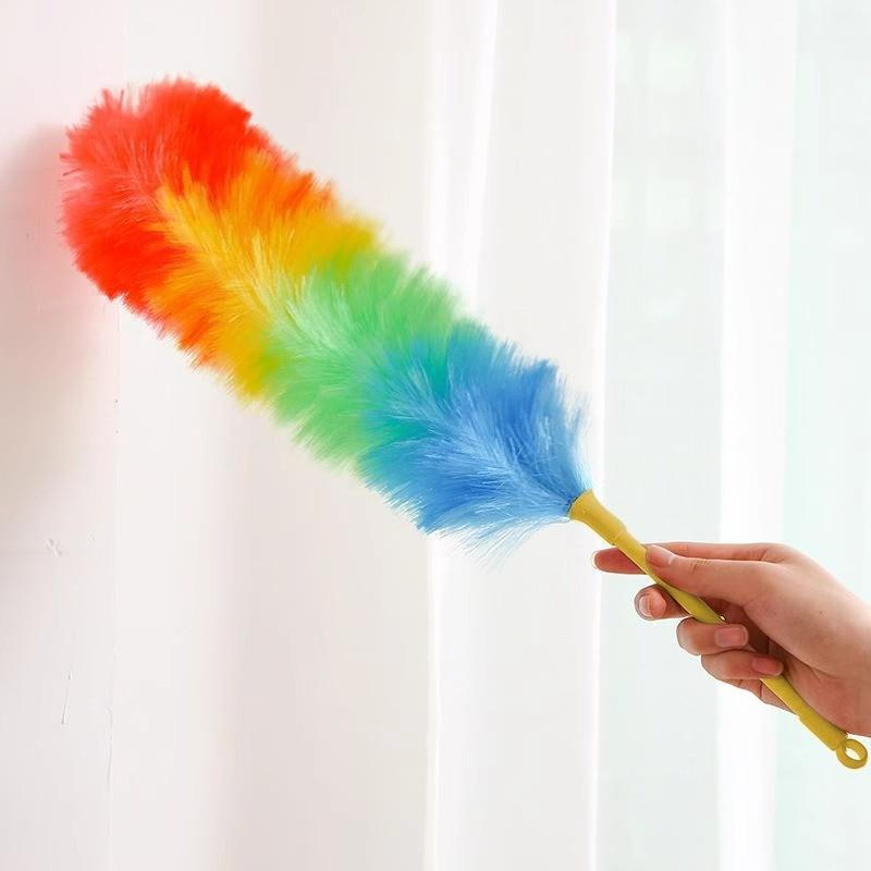 Long-handled, Thick, Colored Feather Duster, A Household Dust-removing Tool For Cleaning.
