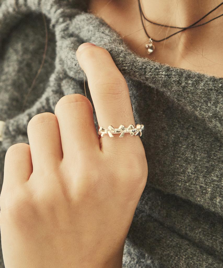 Charmy Silver 925 Triple Ribbon Ring
