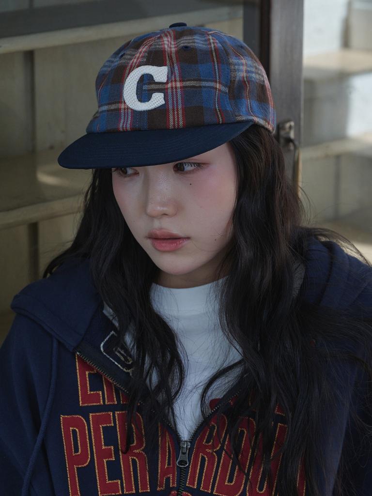 Olinkeompeulliteu C Logo Check Cap (Brown Check)